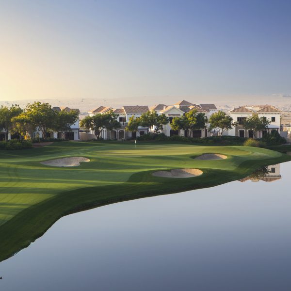 67386eac3c6b445a000e7564_Copy-of-Jumeirah-Golf-Estate-10